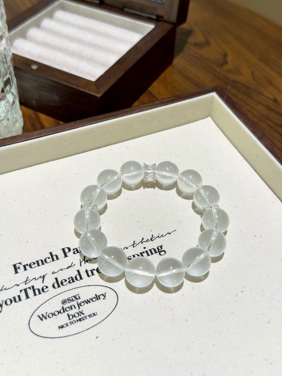 ▫️▪️ Milky crystal bracelet